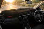 Premium Dashboard Mat for Toyota Corolla 2015–2021 – Anti-Slip Velvet Dashboard Cover, Heat Protection & Anti-Glare